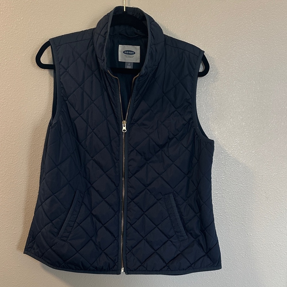 Old Navy Classic Navy Quilted Vest